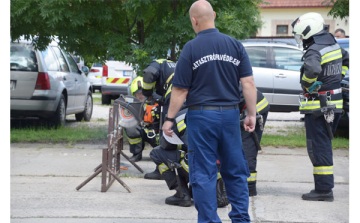 Második lett a dombóvári tűzoltók csapata a szakmai versenyen