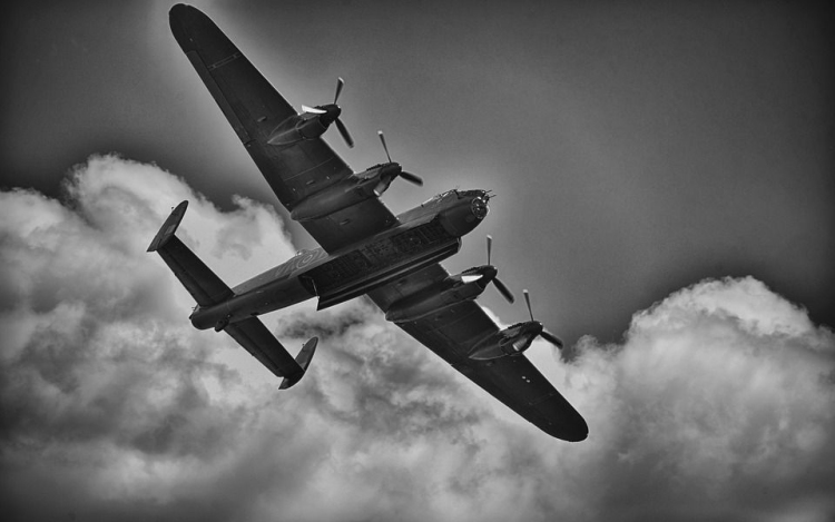 Azonosították két, 1944-ben lezuhant szovjet repülőgép legénységét