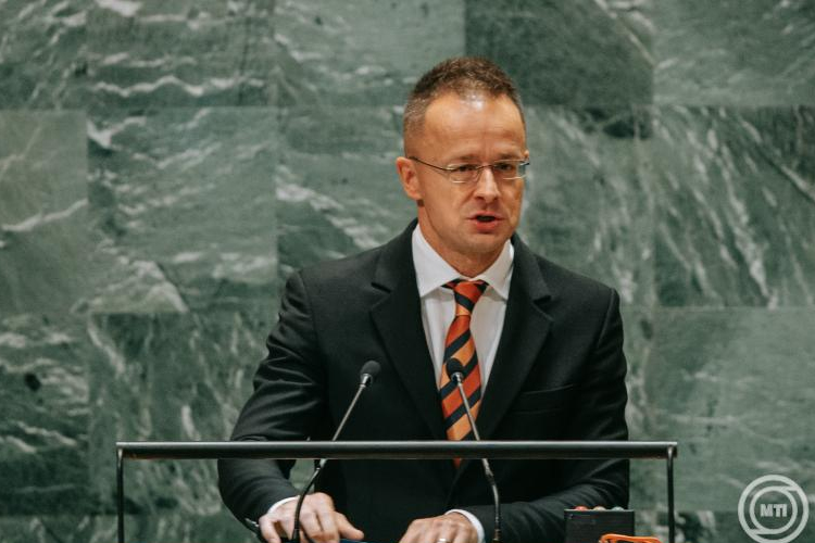 Szijjártó Péter: a nemzetközi politikának vissza kell térnie a kölcsönös tisztelet talajára