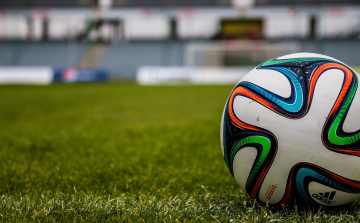 Labdarúgó NB I - Felcsúton játszik rangadót a Paks, Nyíregyházán a címvédő FTC