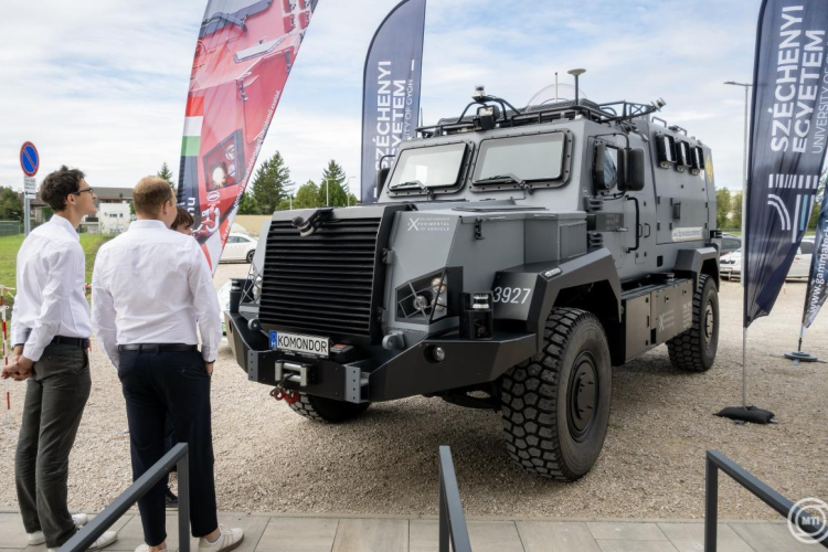 Védelmi innovációs tanszék alakult a győri egyetemen