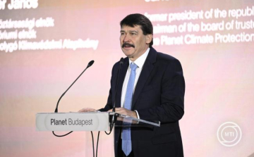 Áder János: egy magyar fejlesztés meg tudja oldani Afrika ívóvíz- és szennyvíztisztítási problémáját