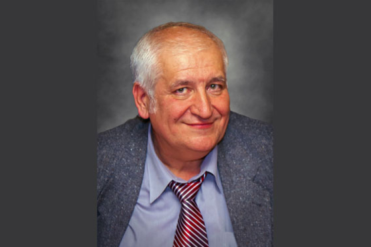 Posztumusz Pro Oppido Dombóvár díszpolgári címben részesült Dr. Rabb Zoltán