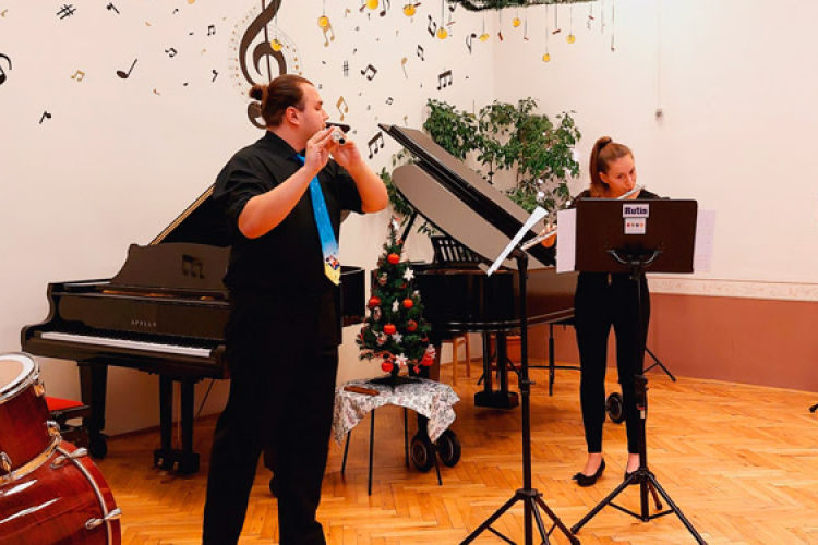 Idén is megtartották a hagyományos „Fordított” Tanári Hangversenyt